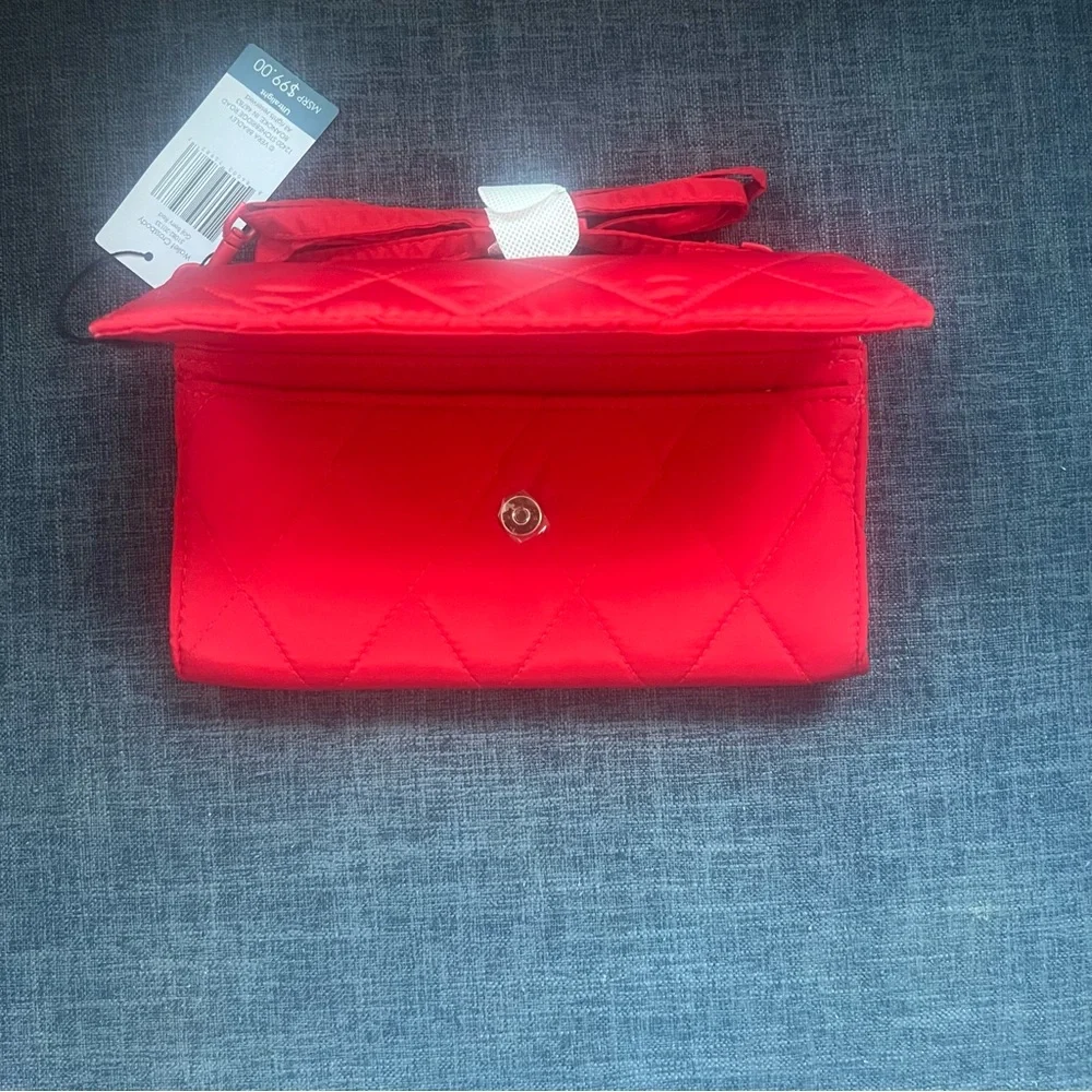 NWT Vera Bradley Quilted Goji Berry Red Wallet Crossbody.  Ultralight fabric.